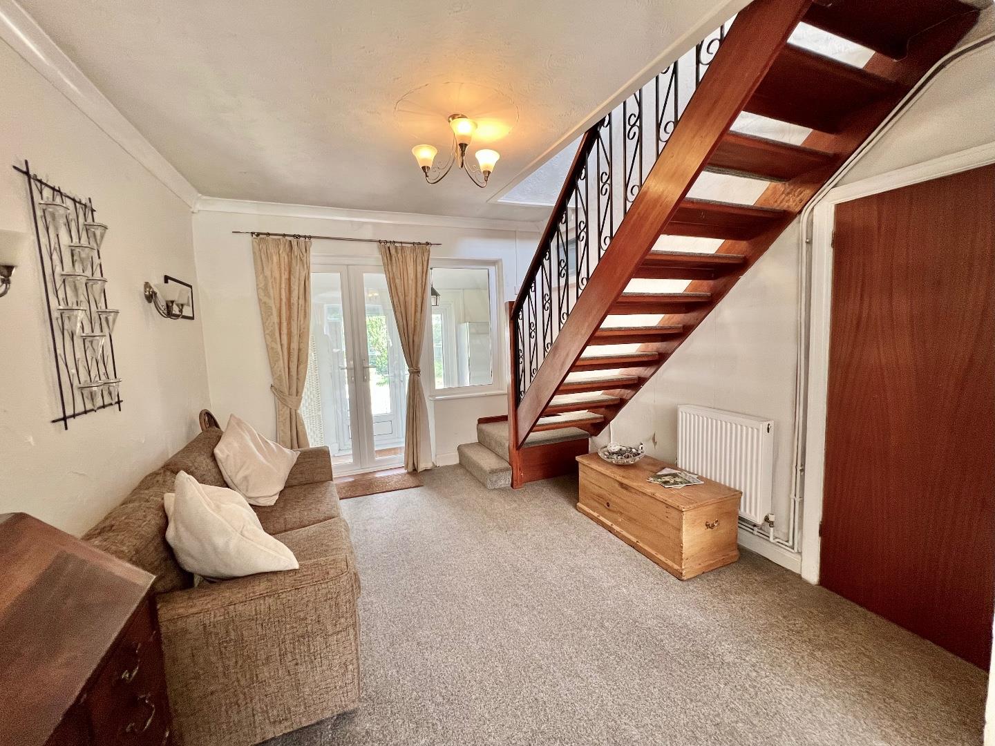 Ewenny Cross, Ewenny, Vale of Glamorgan, CF35 5AB